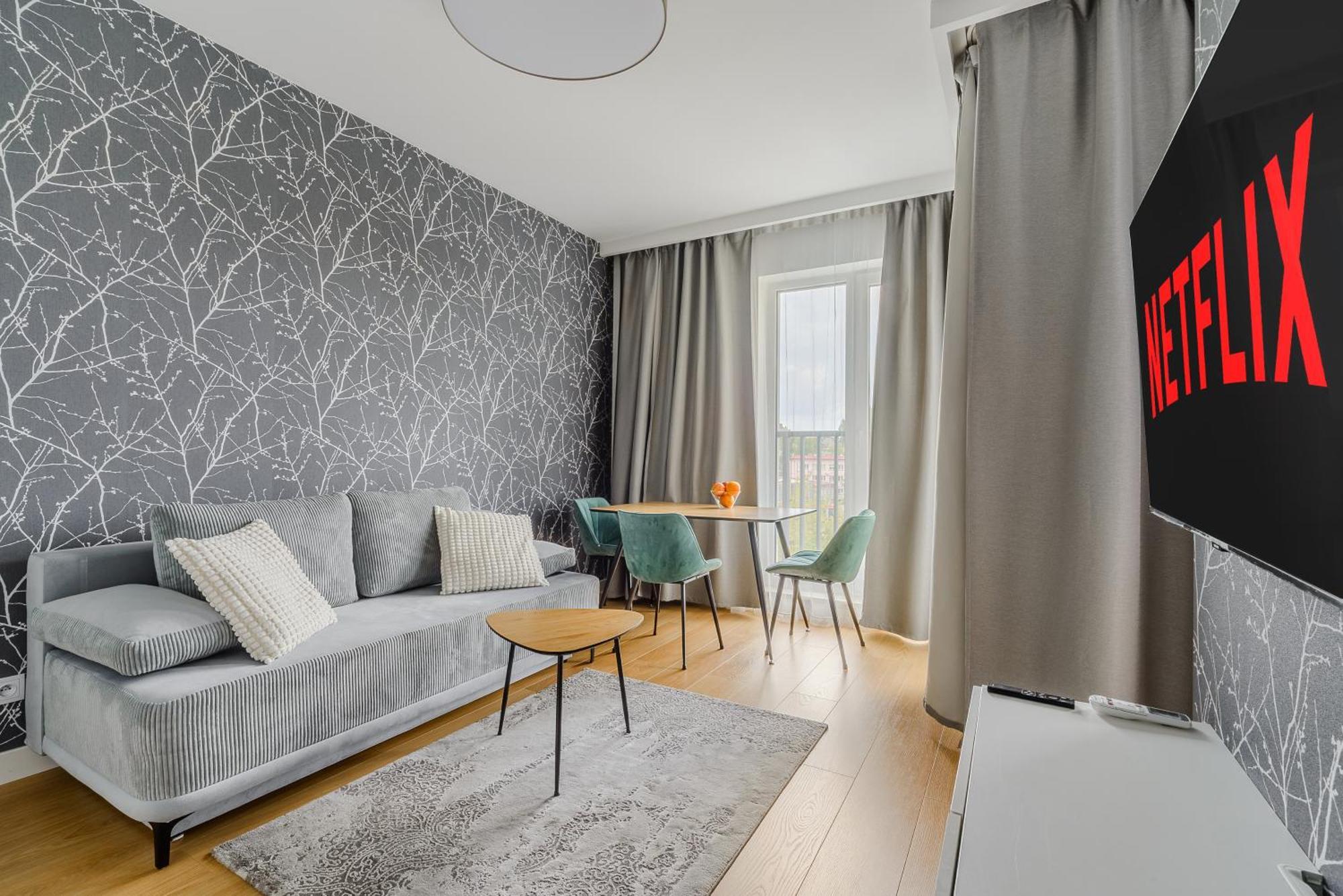 Cozy Family Apartments With Balcony Near Zlote Tarasy Varsó Kültér fotó