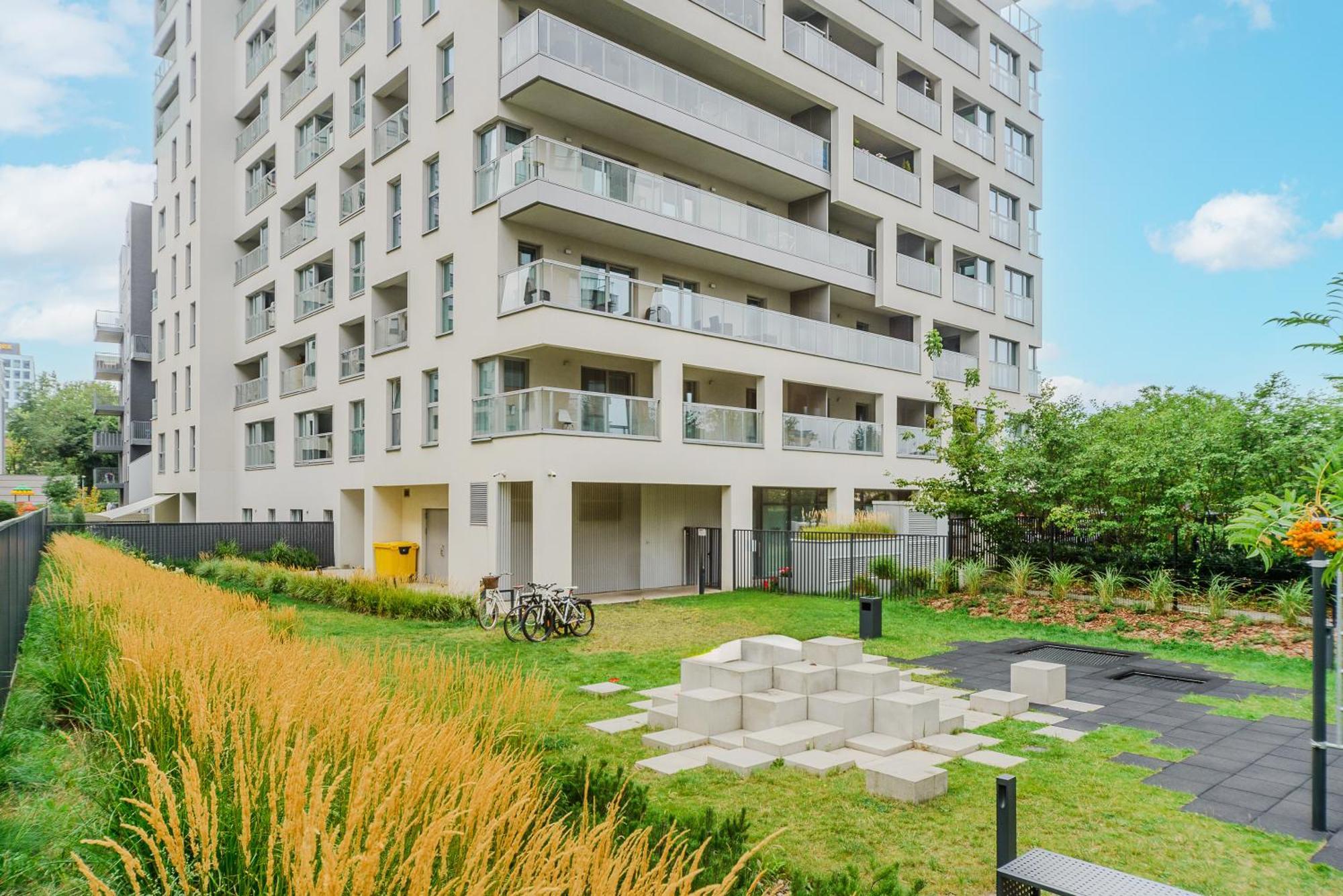 Cozy Family Apartments With Balcony Near Zlote Tarasy Varsó Szoba fotó