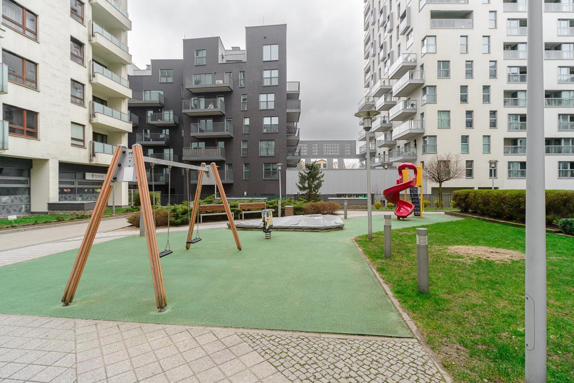 Cozy Family Apartments With Balcony Near Zlote Tarasy Varsó Kültér fotó